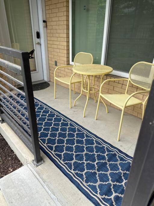 Beautiful Riverwalk Apt With Full Amenities, King Bed & Free Parking San Antonio Bagian luar foto